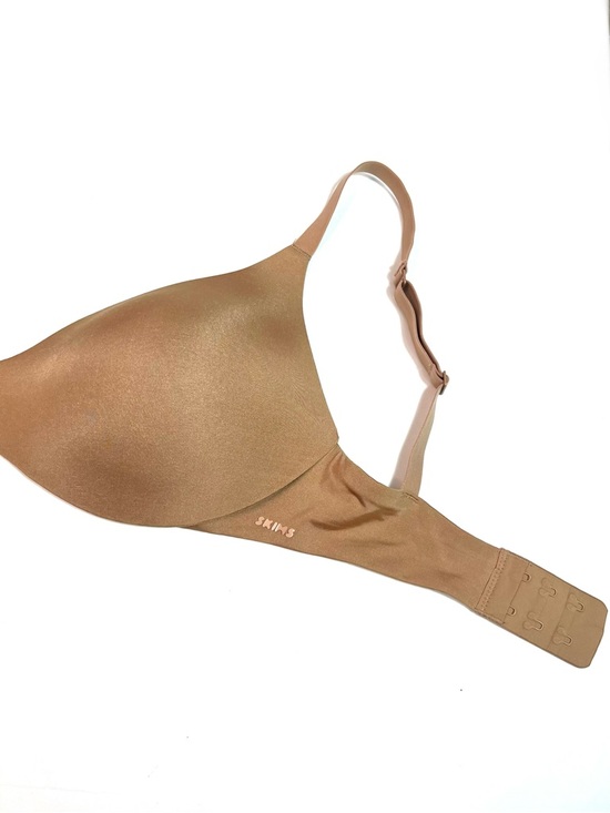 Skims Wireless Form Super Push-up T-shirt Bra 

Size 34DD Bra Size - Picture 12 of 14